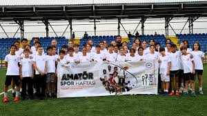 AMATÖR SPOR HAFTASI ÇEŞİTLİ ETKİNLİKLERLE KUTLANDI